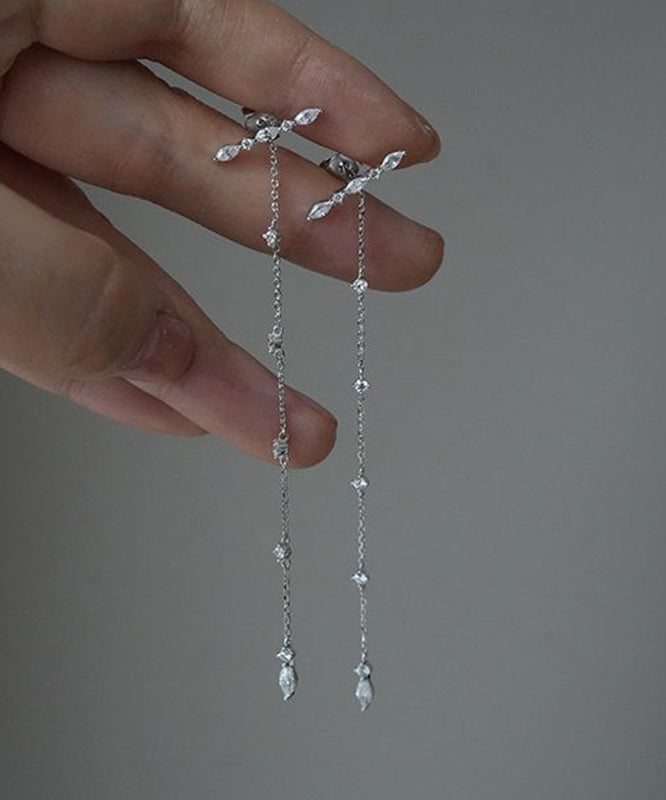 Schmale Ohrhänger aus Sterlingsilber mit Zirkonia-Quaste, verziert mit zarten Seidenquasten und vergoldeten Strasssteinen