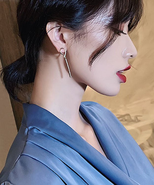 Schmale Tropfenohrringe aus Sterlingsilber mit eingelegter Zirkoniaquaste