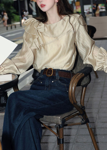 Schmal geschnittene, aprikosenfarbene, gestreifte Baumwollbluse mit Schnürung und Schmetterlingsärmeln