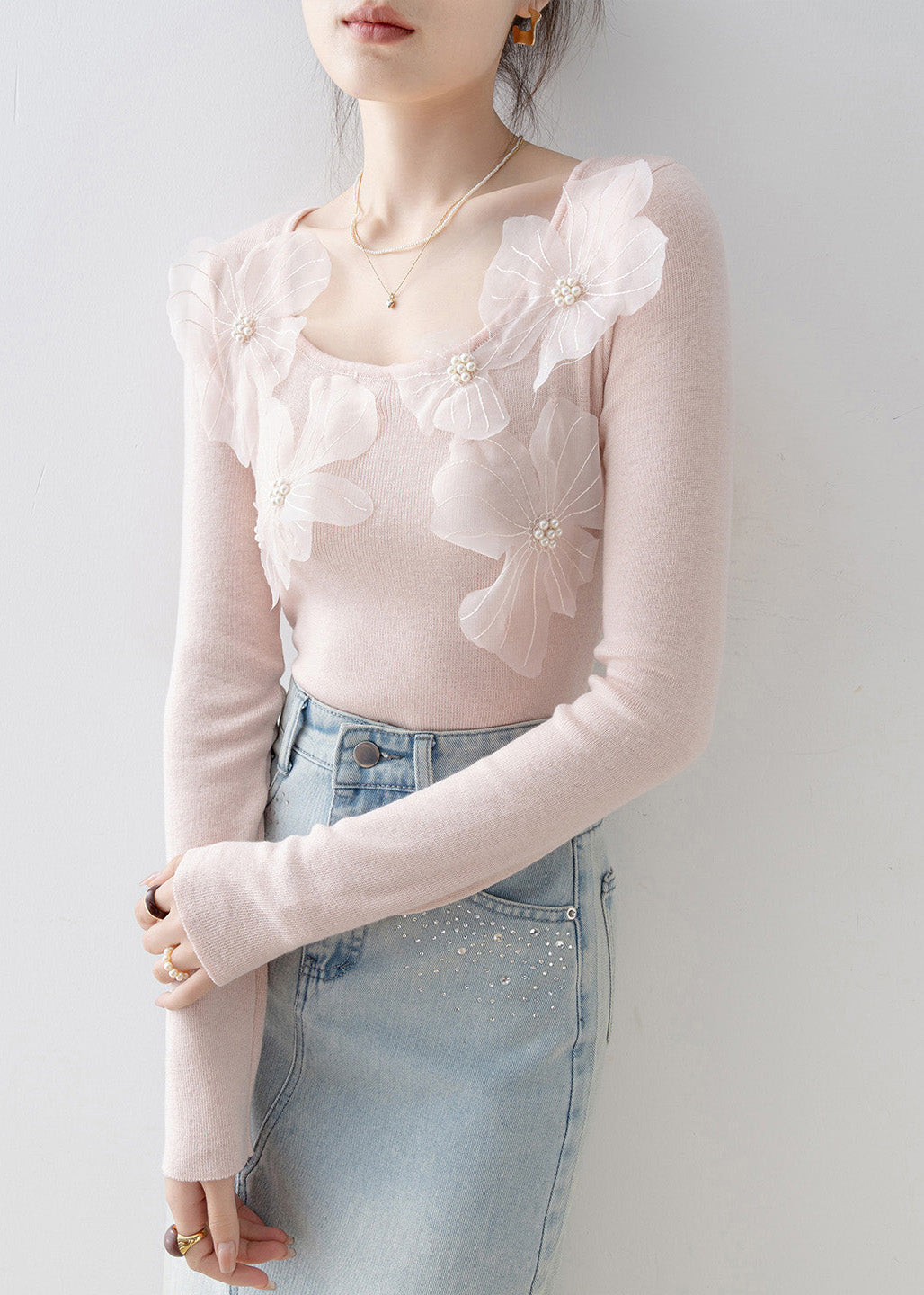 Slim Fit Pink O Neck Floral Nail Bead Knit Top Spring