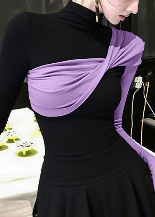 Schmal geschnittene lila T-Shirts aus Baumwolle mit asymmetrischem Patchwork-Muster für den Frühling