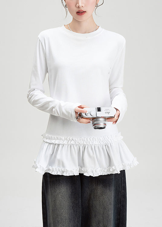 Camiseta de algodón blanca de corte entallado con cuello redondo y volantes para primavera