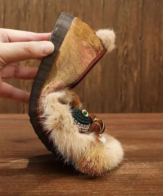 Zapatos étnicos de suela blanda con bordados hechos a mano con cabeza de tigre