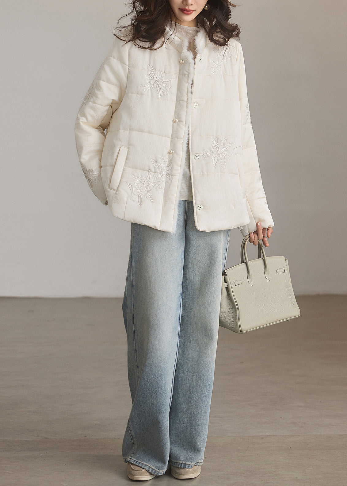 Style Black Embroidered Jacquard Fine Cotton Filled Puffers Jackets Winter