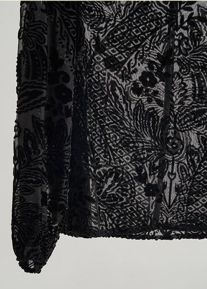 Schwarze, übergroße Blusen aus Jacquard-Seidenvelours – Frühlingsmode