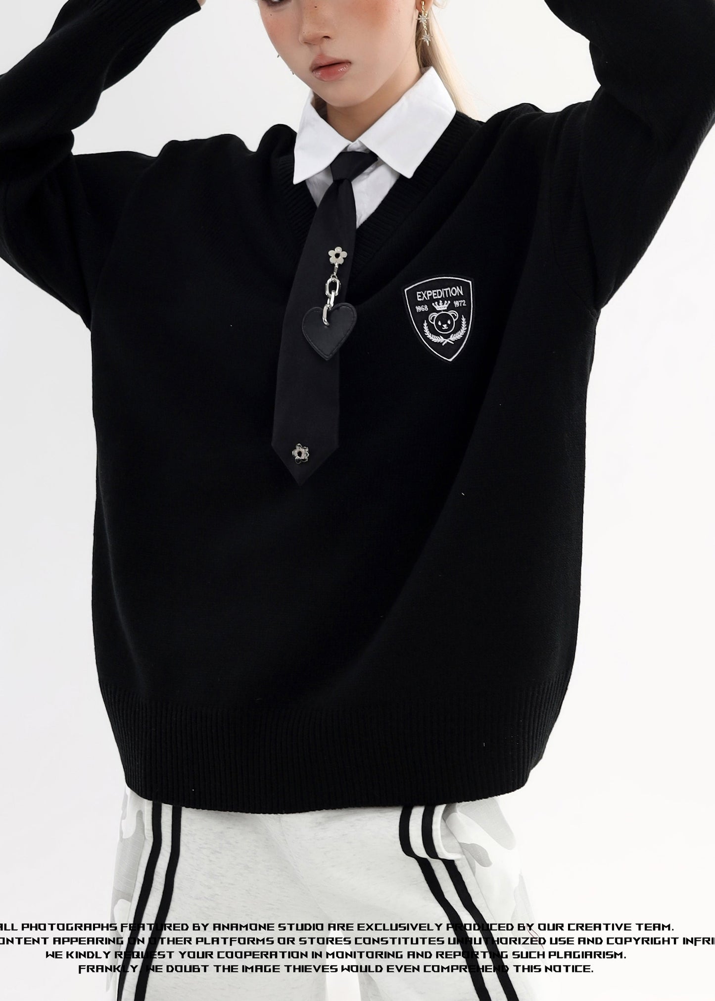 Schwarzes Patchwork-Strickhemd mit Peter-Pan-Kragen, Fake-Zweiteiler, Winter