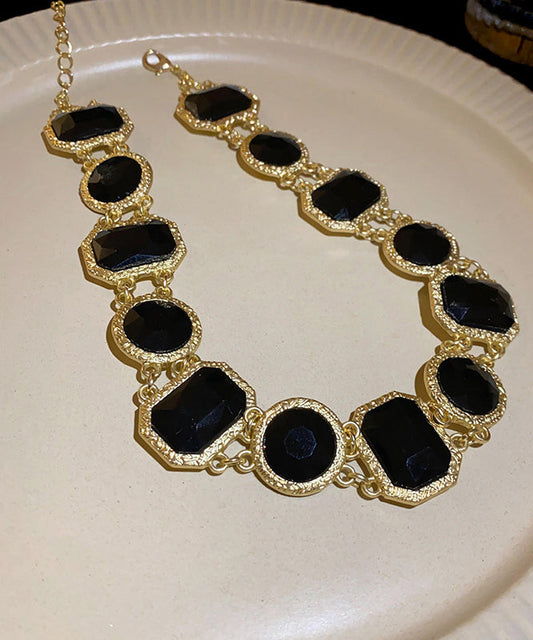 Collar de princesa con cristales geométricos y dorados en plata de ley negra