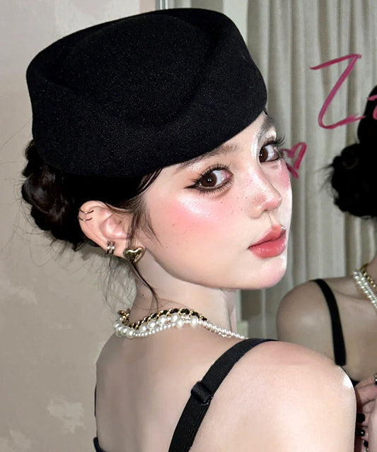 Boina de lana negra estilo sombrero