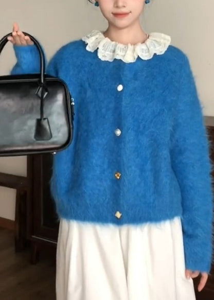 Style Blauer Rundhals-Strickcardigan mit Patchwork-Knopfleiste, Ma Hai Mao, aus Baumwolle, Frühling