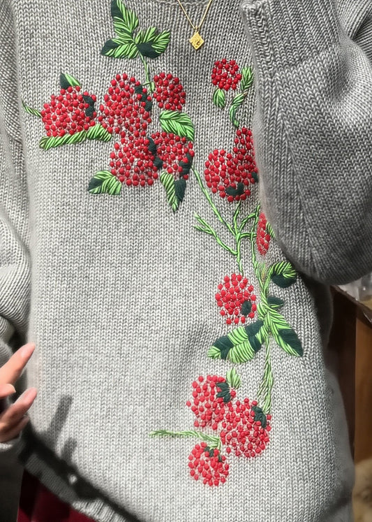 Suéteres de punto bordados con cuello redondo gris estilo primavera