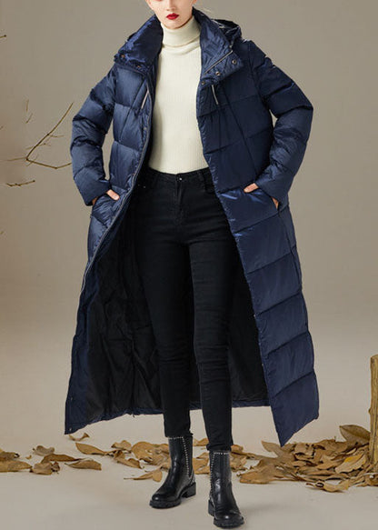 Stil: Marineblauer Slim Fit-Mode-Wintermantel mit dicker Entendaunenjacke