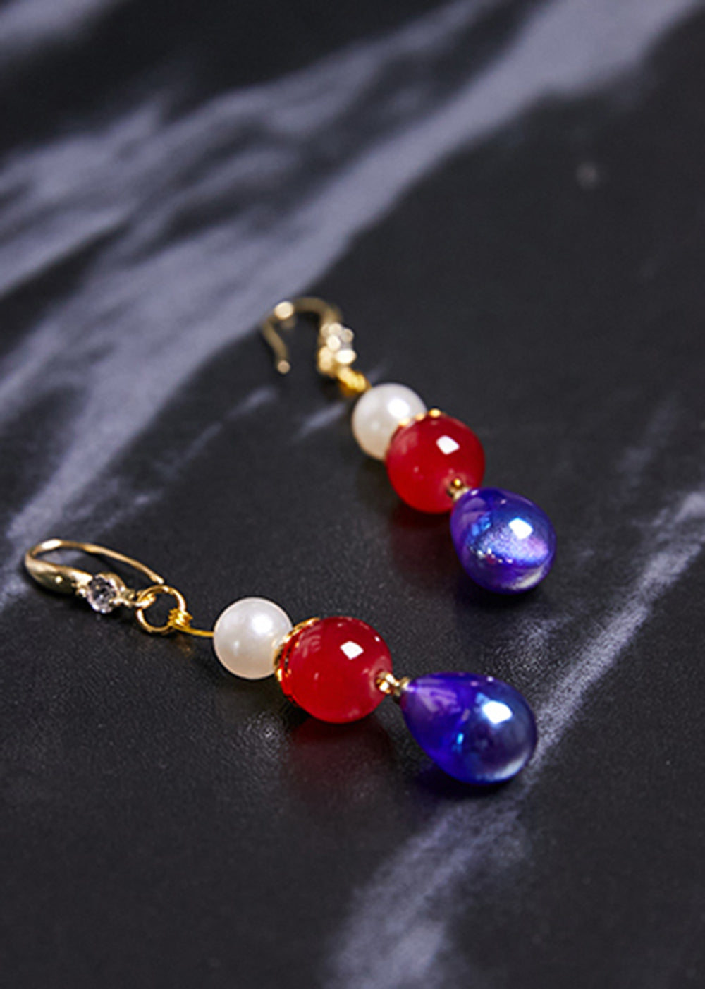 Pendientes colgantes de acrílico con forma de gota de color azul pavo real