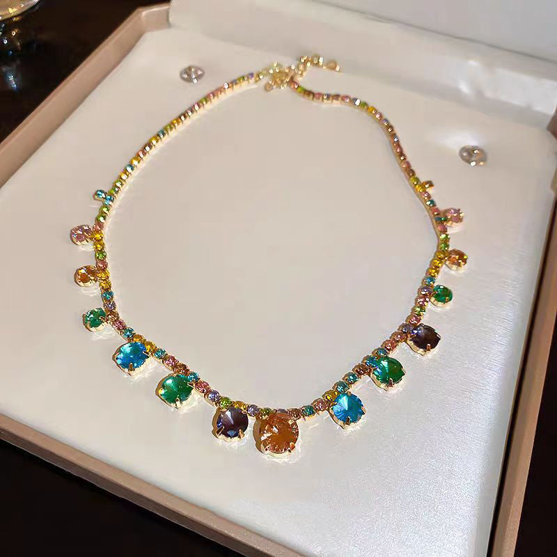 Collar de princesa cuadrado de circonita de aleación arcoíris estilo