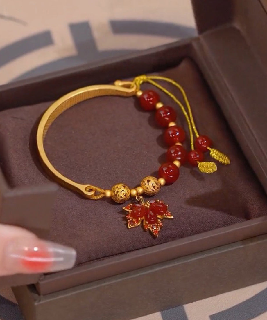 Stil: Rotes Sterlingsilber, vergoldetes Achat-Ahornblatt-Bettelarmband mit Quaste
