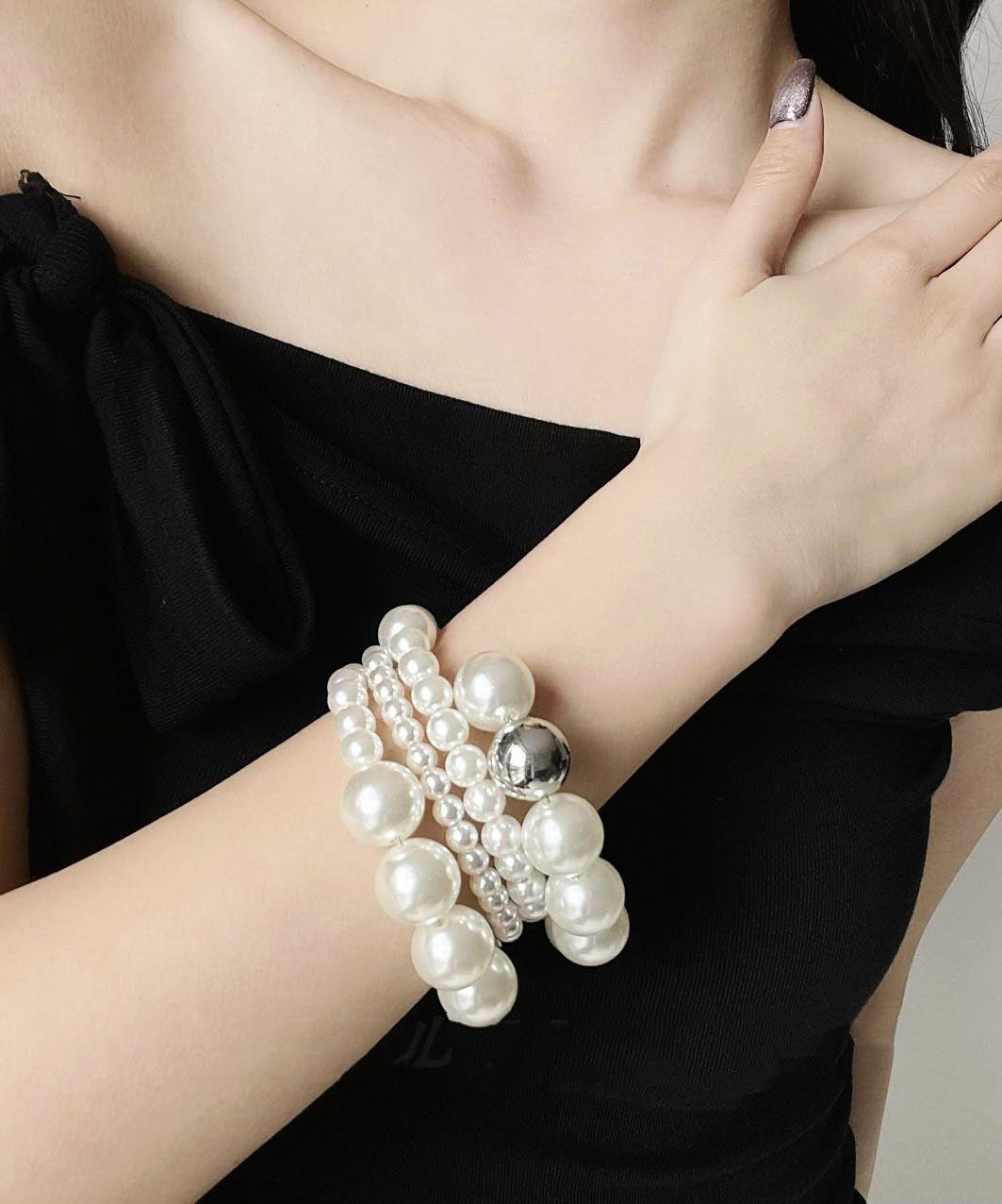 Style White Alloy Multiple Layers Winding Pearl Charm Bracelet