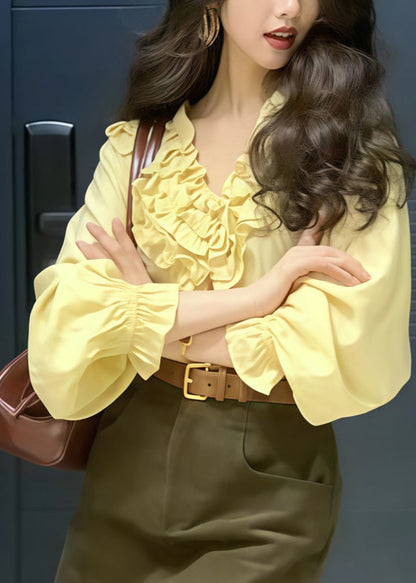 Stilvolle gelbe Rüschenbluse aus Baumwolle im Oversize-Look für den Frühling