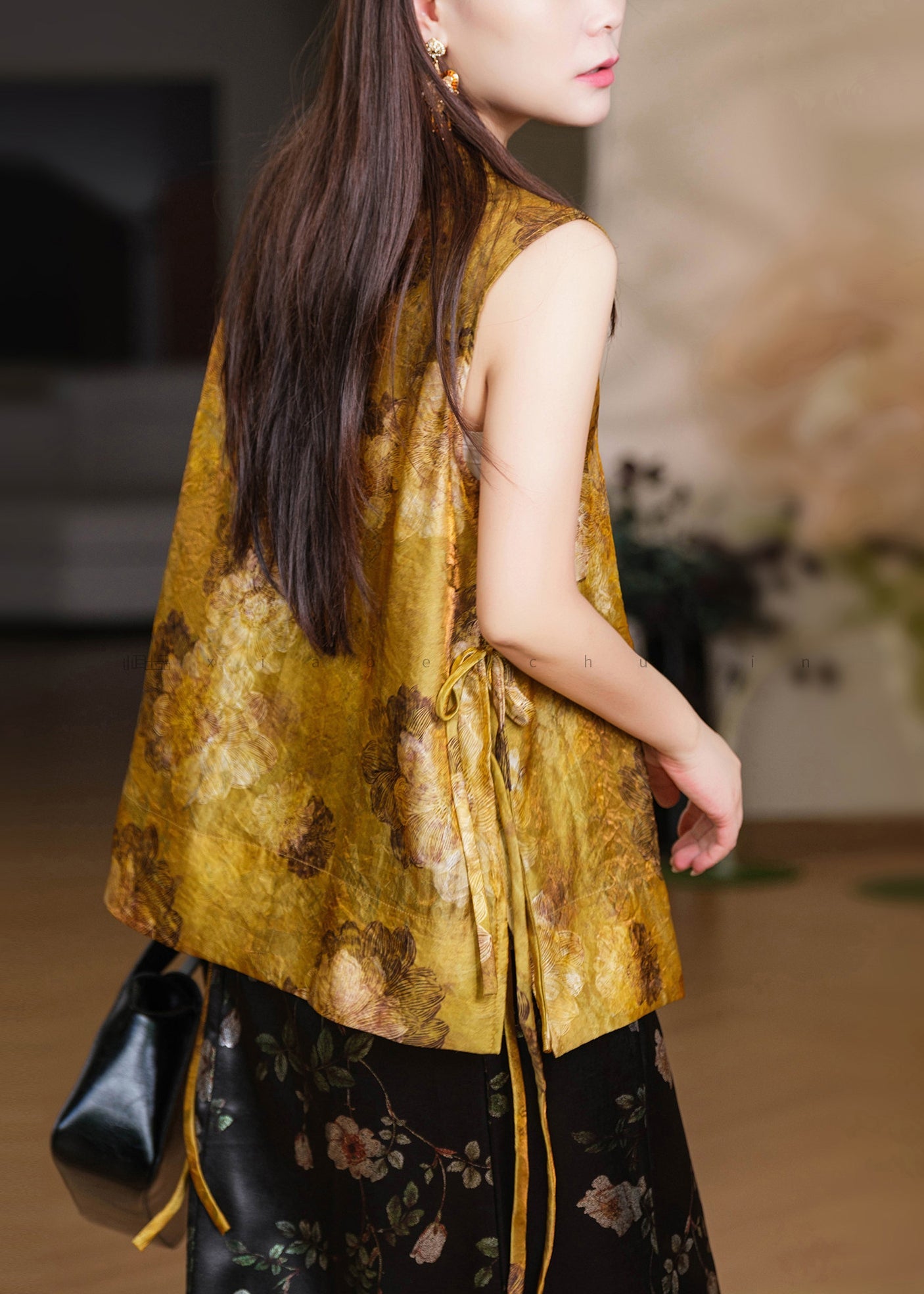 Style Yellow Stand Collar Print Tie Waist Tops Sleeveless