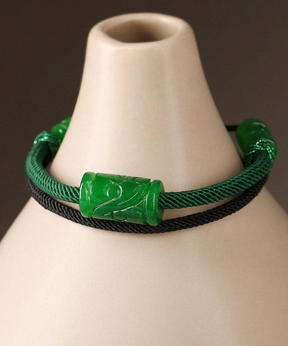 Elegante pulsera con dije de ágata verde seca y negra