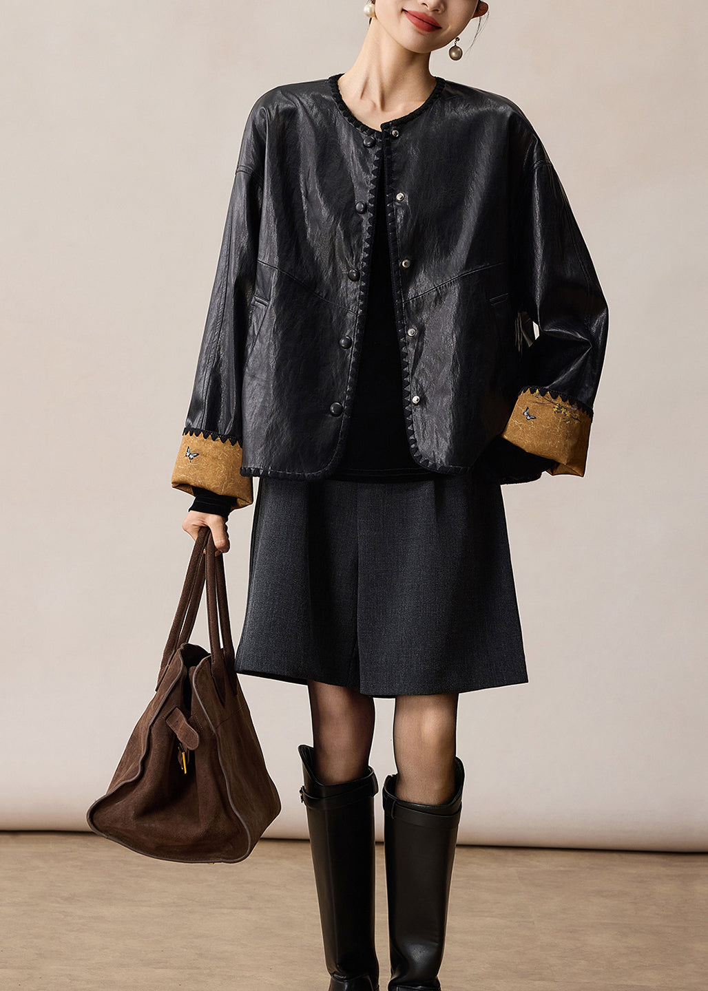 Stilvoller schwarzer O-Ausschnitt-Mantel aus Kunstleder, beidseitig tragbar, Frühling