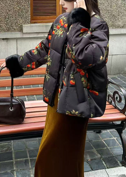 Stilvolle Winterjacke aus schwarzem Nerzfell mit Patchwork-Print und Entendaunen