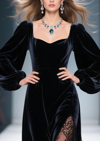 Elegante vestido de primavera de terciopelo de seda con patchwork de encaje y cuello cuadrado negro