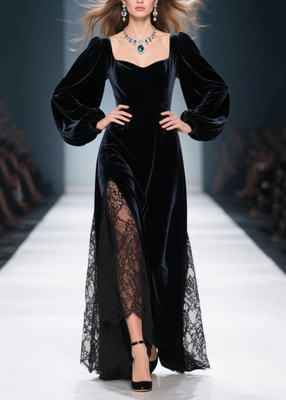 Elegante vestido de primavera de terciopelo de seda con patchwork de encaje y cuello cuadrado negro