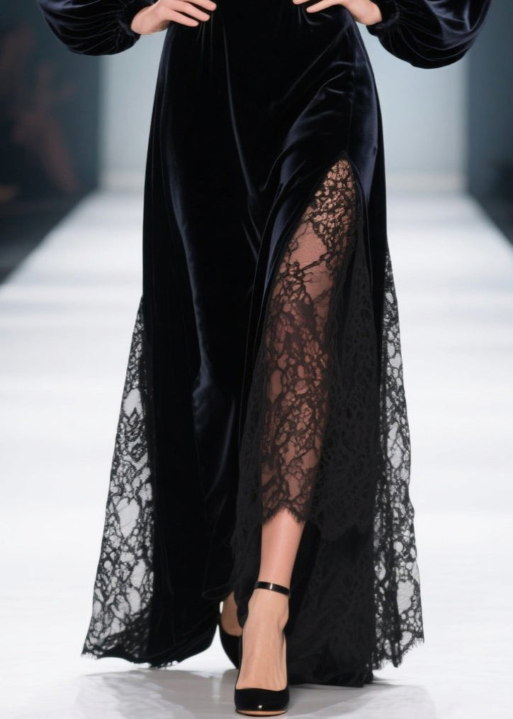 Elegante vestido de primavera de terciopelo de seda con patchwork de encaje y cuello cuadrado negro