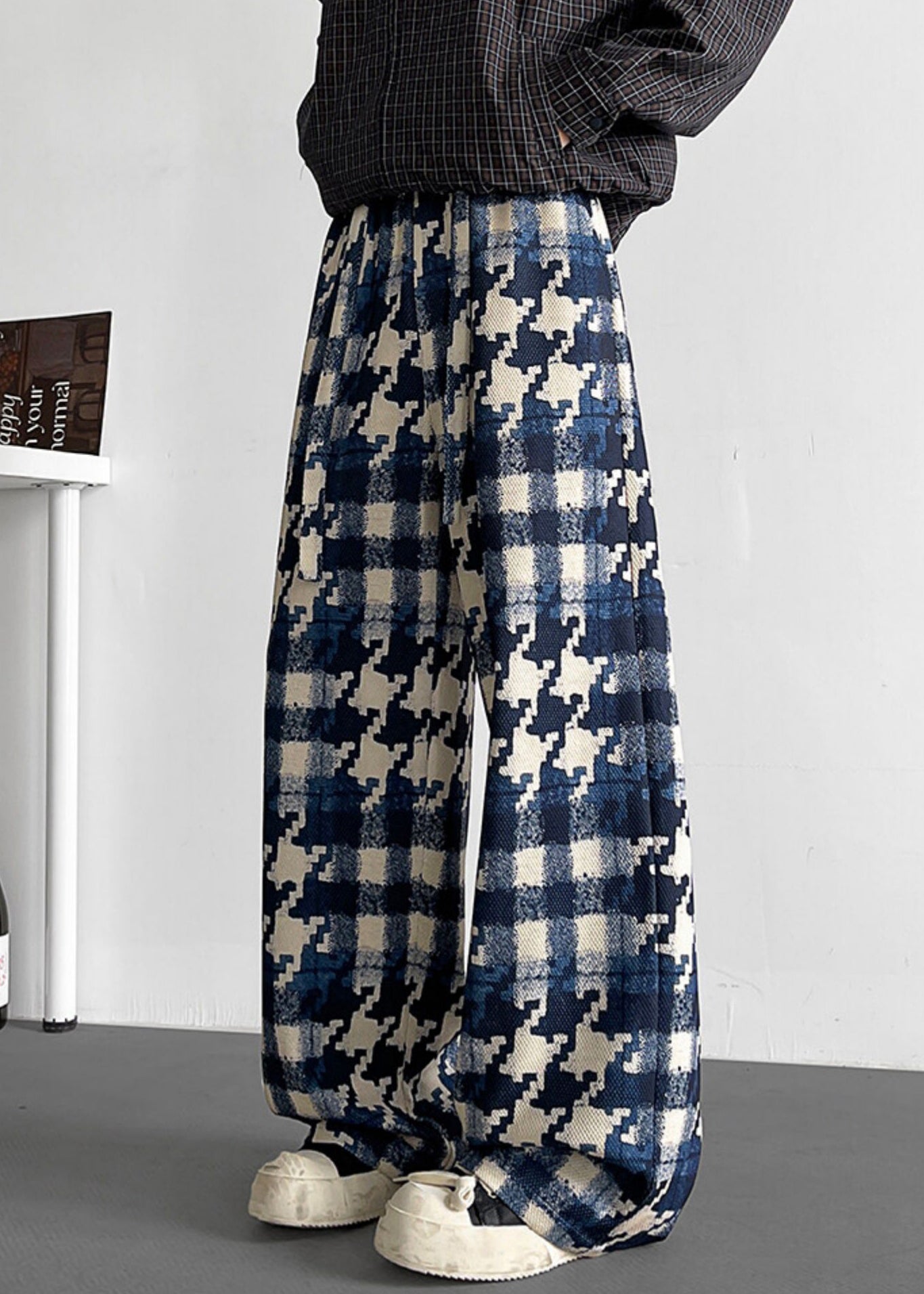 Stylish Blue Plaid Elastic Waist Cotton Mens Pants Fall