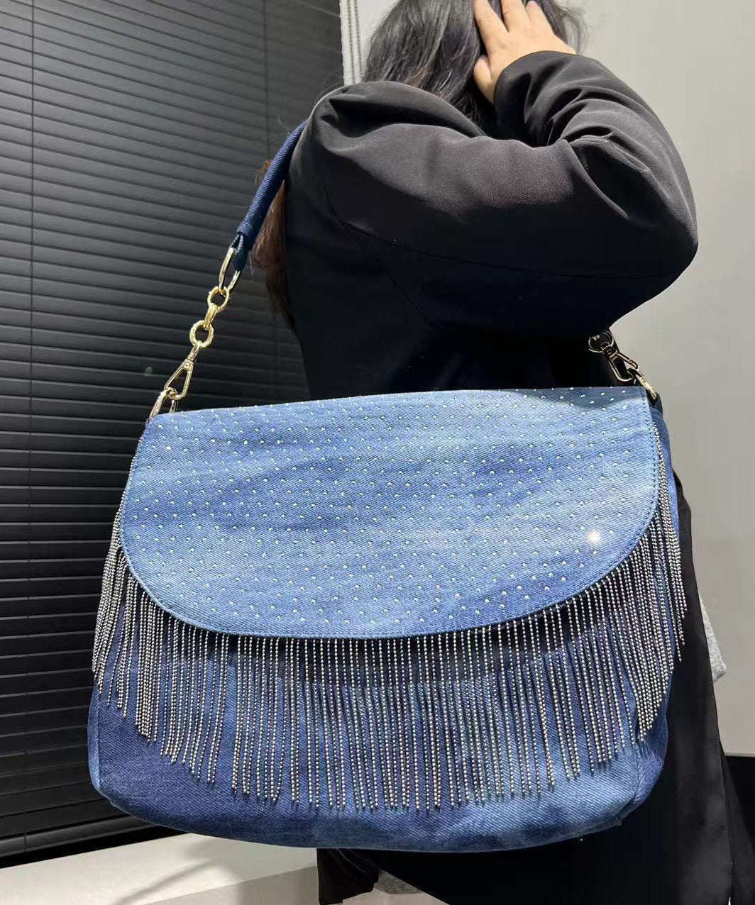 Stylish Blue Tassel Zircon Denim Shoulder Bags