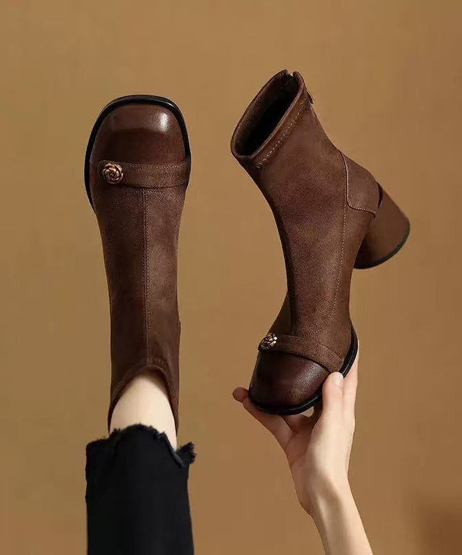 Elegante braune Stiefel aus Rindsleder mit Einsätzen aus grobem Wildleder