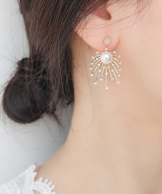 Elegantes pendientes colgantes de plata de ley, cobre, circonita y perla.