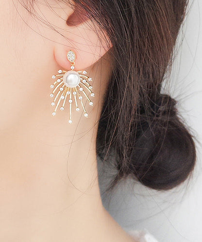 Elegantes pendientes colgantes de plata de ley, cobre, circonita y perla.