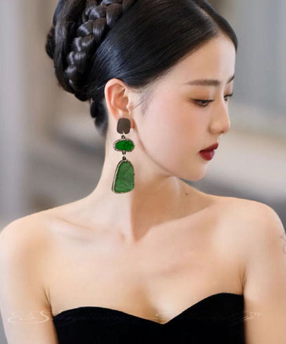 Stilvolle grüne Tropfenohrringe aus Acryl mit geometrischem, asymmetrischem Design
