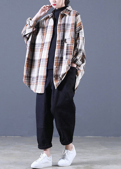 Stilvolles Khaki PeterPan Kragen Taschen Knopf Herbst Langarmhemd