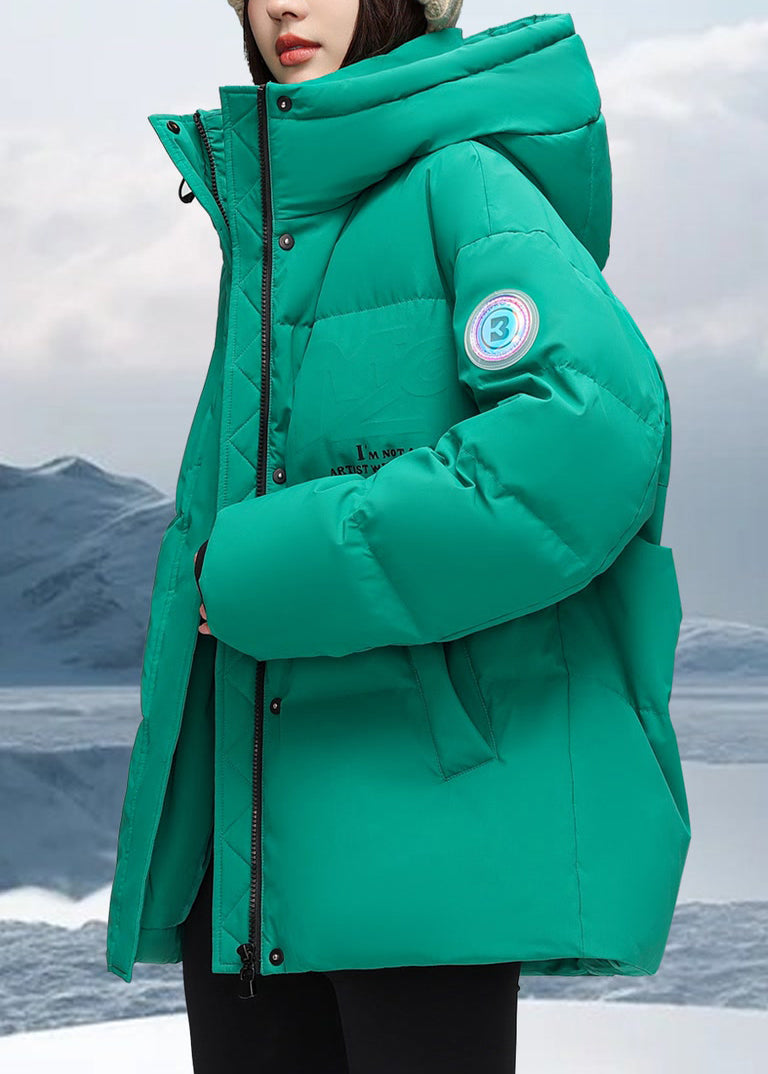 Stilvolle Winterjacke mit Kapuze in Seegrün, dick gepolstert mit Entendaunen