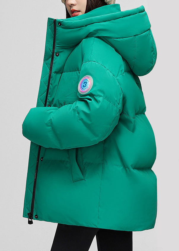 Stilvolle Winterjacke mit Kapuze in Seegrün, dick gepolstert mit Entendaunen