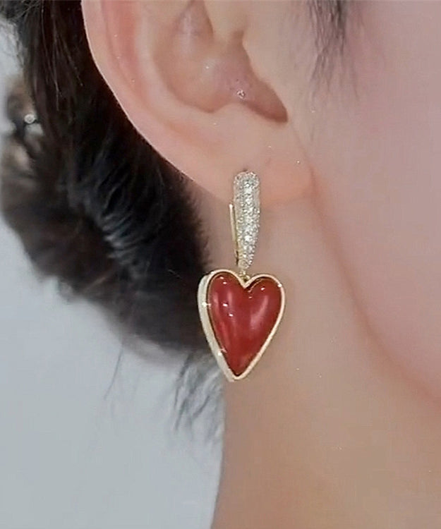 Elegantes pendientes colgantes de plata de ley roja con circonitas doradas y esmaltado con goteo de amor