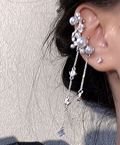 Elegantes pendientes colgantes con borlas de perlas, circonitas y cobre de seda