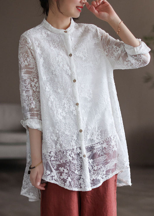 Camisa elegante de manga larga con cuello alto, bordado y encaje de patchwork en color blanco