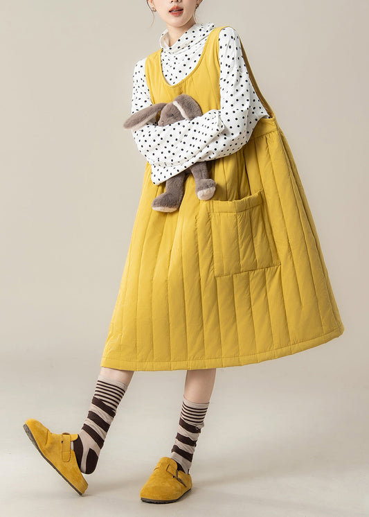 Stilvolles gelbes Oversize-Kleid mit Taschen und feiner Baumwollfüllung für den Winter