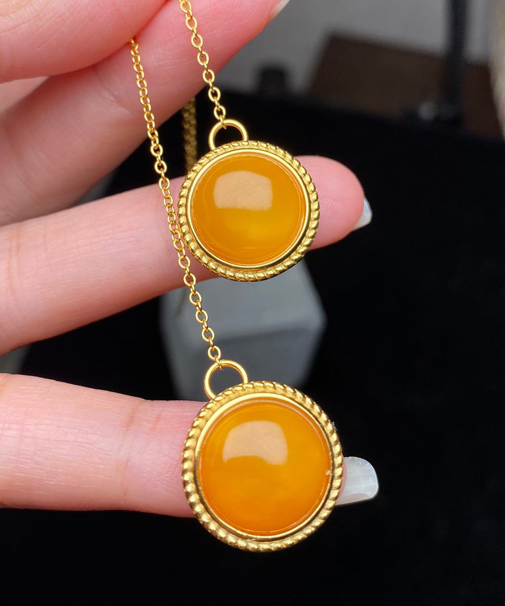 Stilvolle gelbe Sterling Silber Intarsien Blume Bienenwachs Tropfen Ohrringe