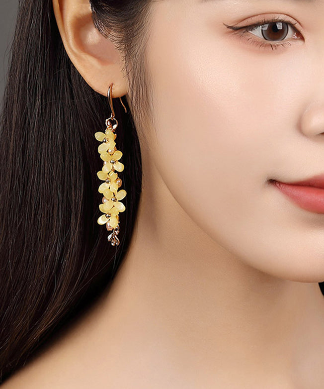 Stilvolle gelbe Ohrringe aus Sterlingsilber mit Perlen und Blumenmotiv