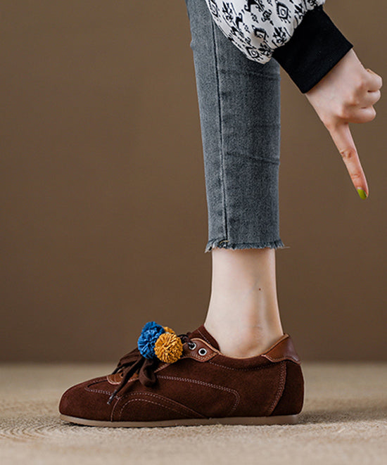 Schicke rote Wildleder-Schnürschuhe