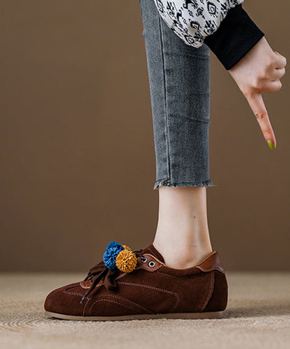 Schicke rote Wildleder-Schnürschuhe