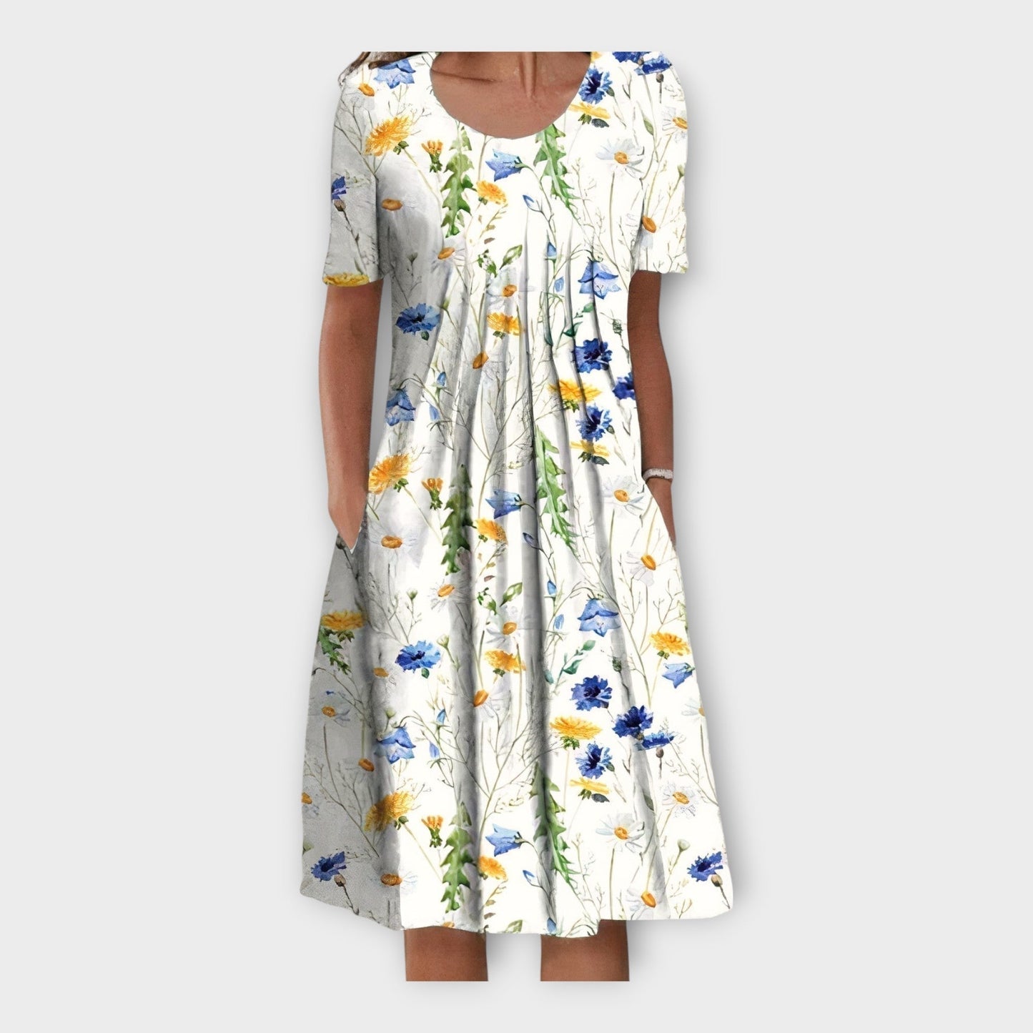 Dress with Floral Pattern and Short Sleeves