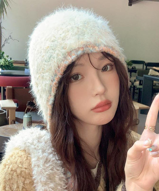 Gorro Bonnie de punto beige único hecho a mano para invierno