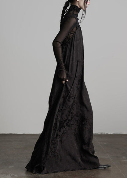 Einzigartiges schwarzes besticktes Seidenkleid mit Spaghettiträgern und Schnürung für den Frühling