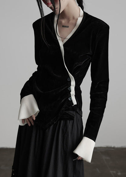 Einzigartiges schwarzes Patchwork-Top aus Seidenvelours mit V-Ausschnitt für den Frühling