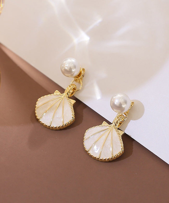 Pendientes colgantes únicos de concha de perla dorada de metal azul