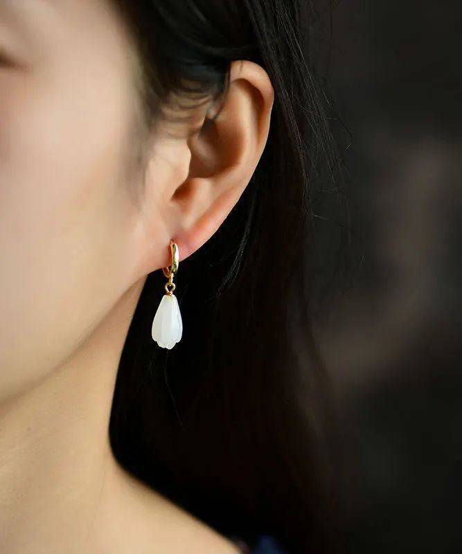 Pendientes colgantes únicos de orquídea y jade bañados en plata de ley y oro